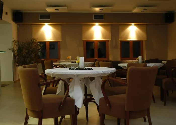 A Caferestaurant U Lavky בית הארחה חרודים